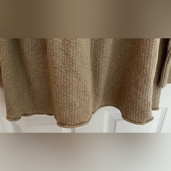 Free People Women’s Sweater, Size XS (oversized) NWT - Picture 4 of 6